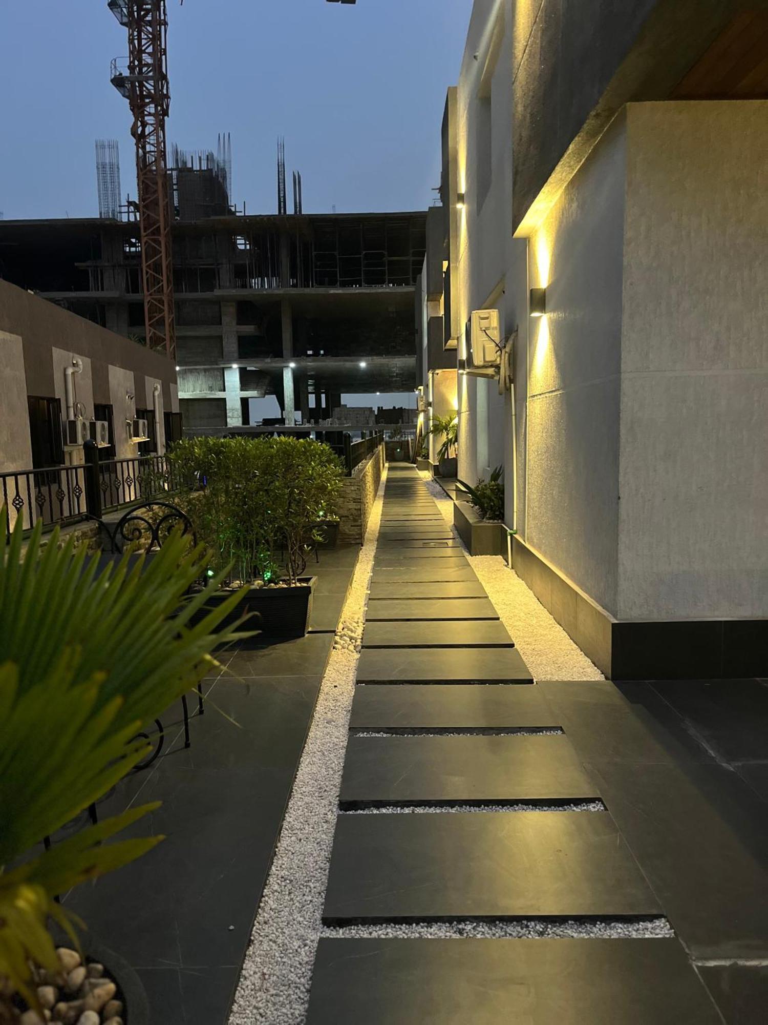 H&H Hotel Kinshasa Exterior photo