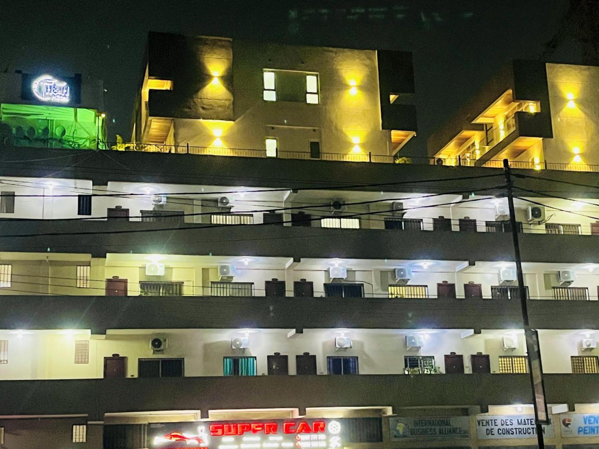 H&H Hotel Kinshasa Exterior photo